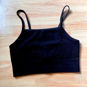 Extra comfy black crop top, Fabletics